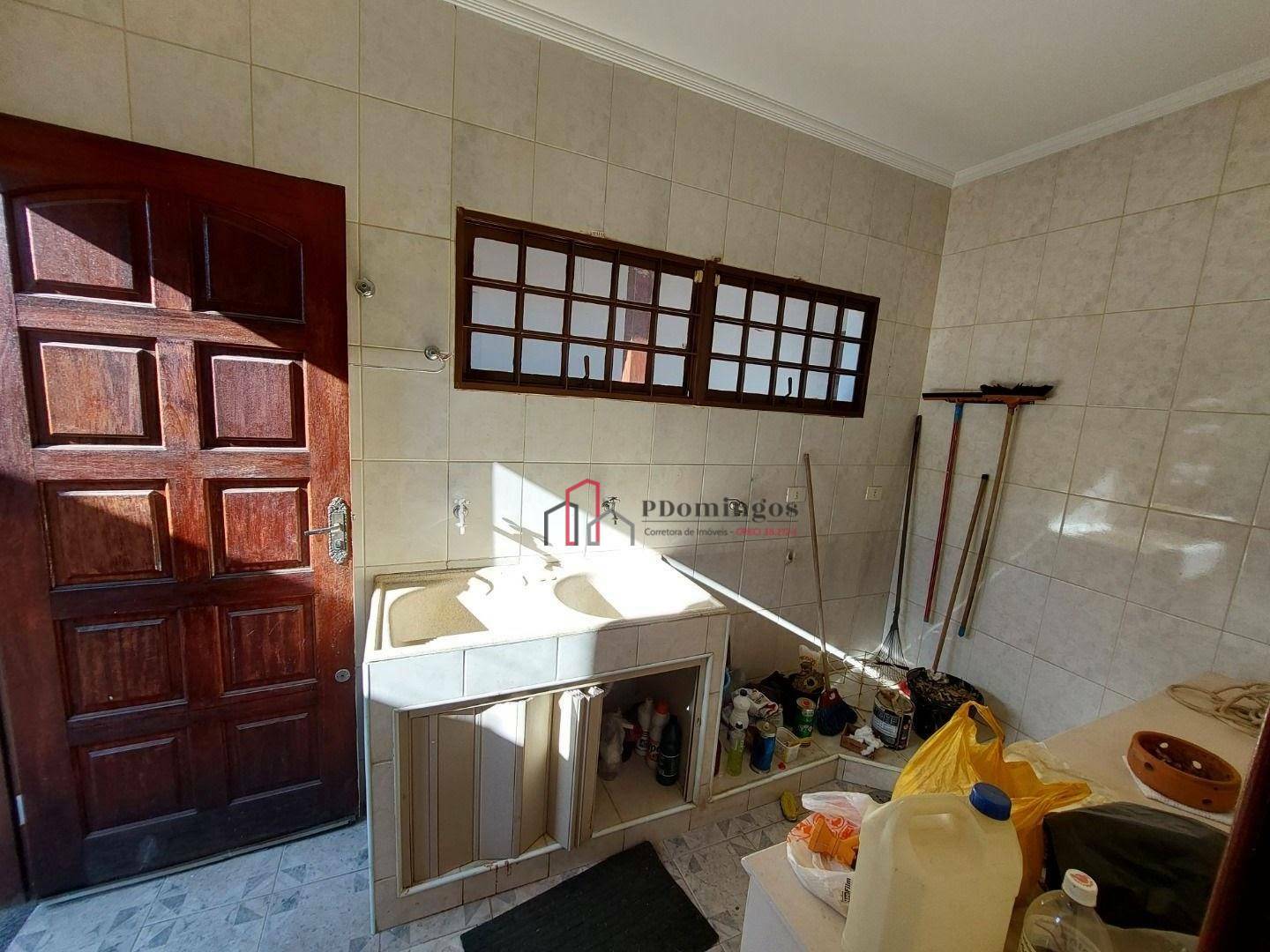 Sobrado à venda com 3 quartos, 300m² - Foto 17