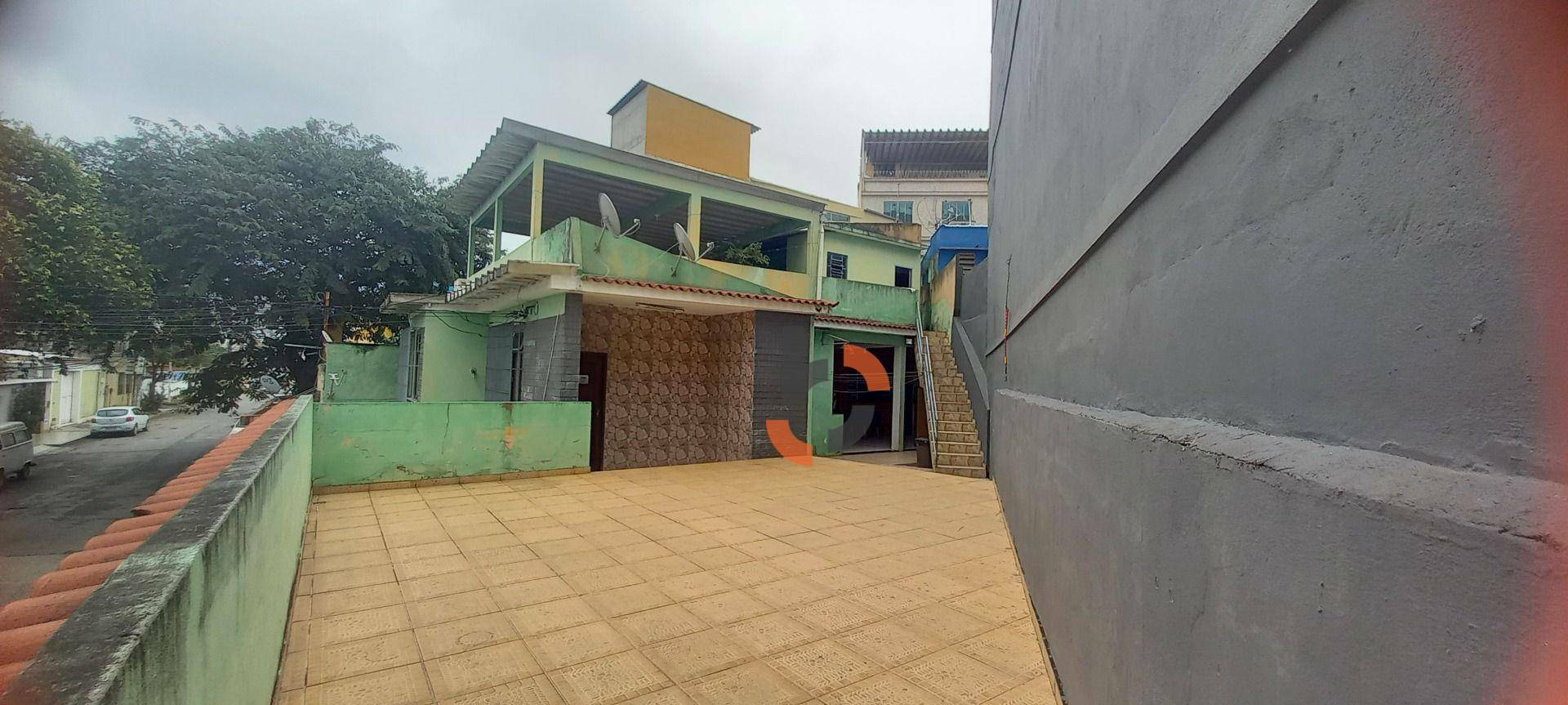 Casa à venda com 3 quartos, 240m² - Foto 5