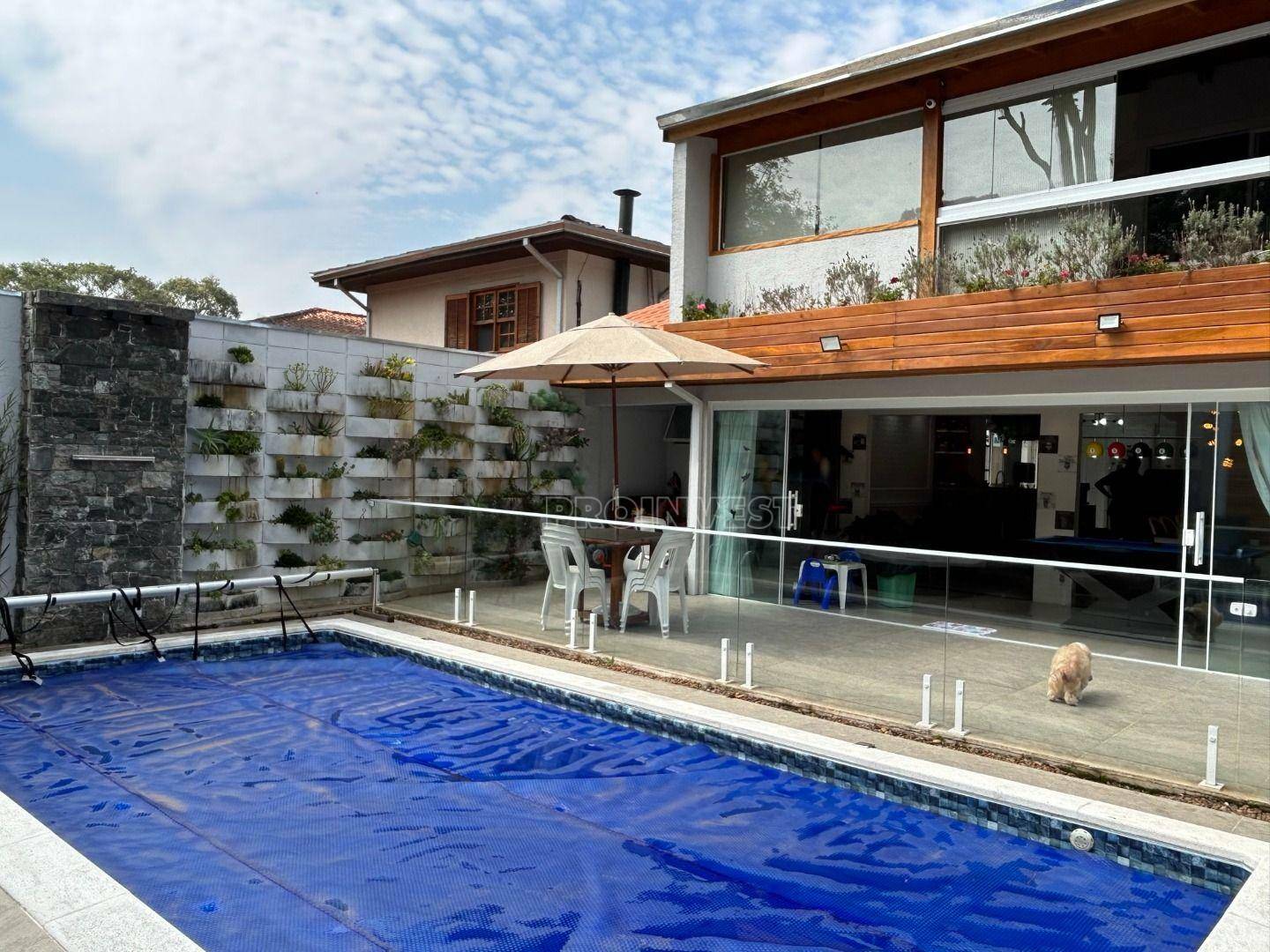 Casa de Condomínio à venda com 4 quartos, 270m² - Foto 2