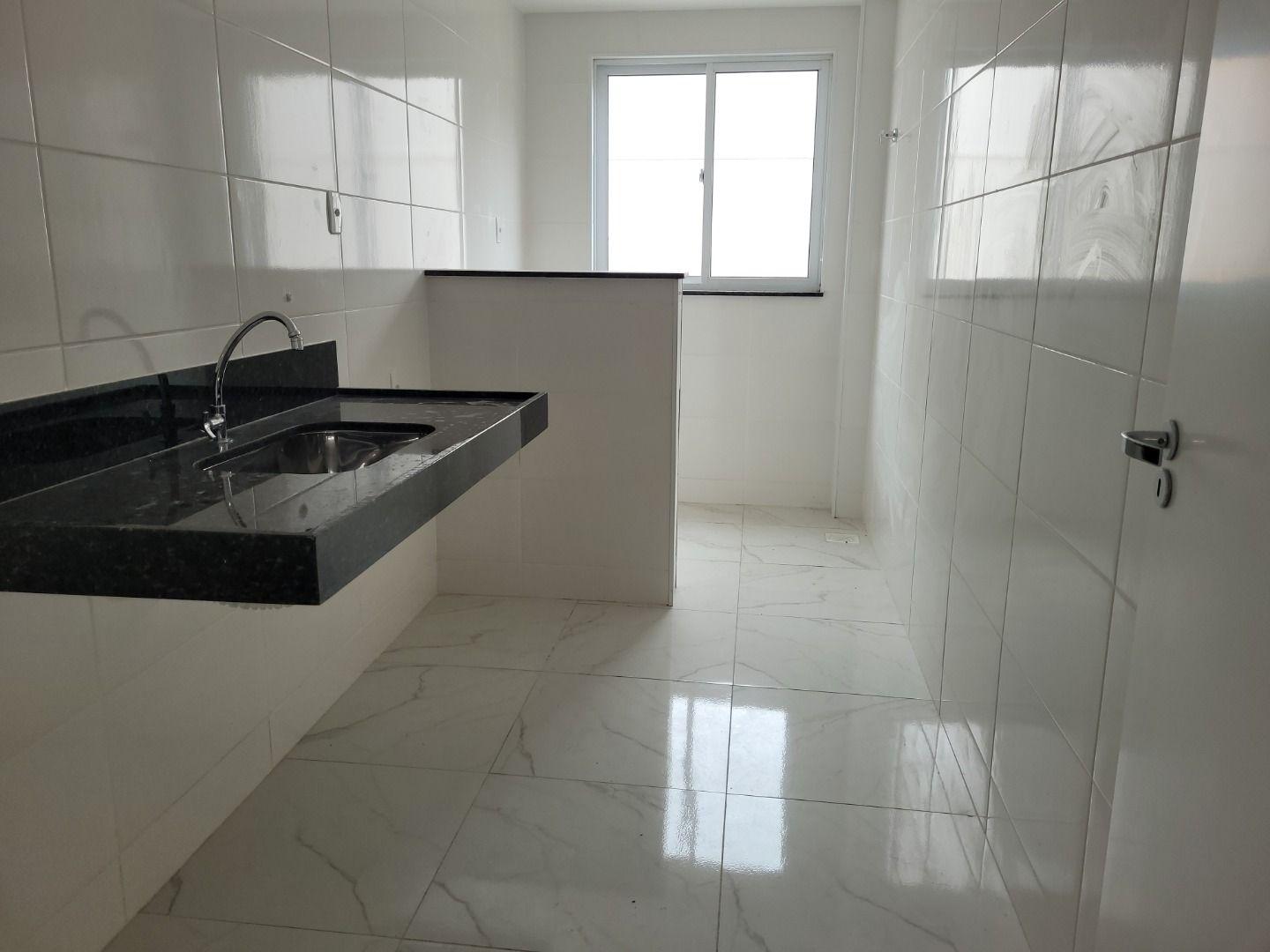 Apartamento à venda com 2 quartos, 70m² - Foto 4