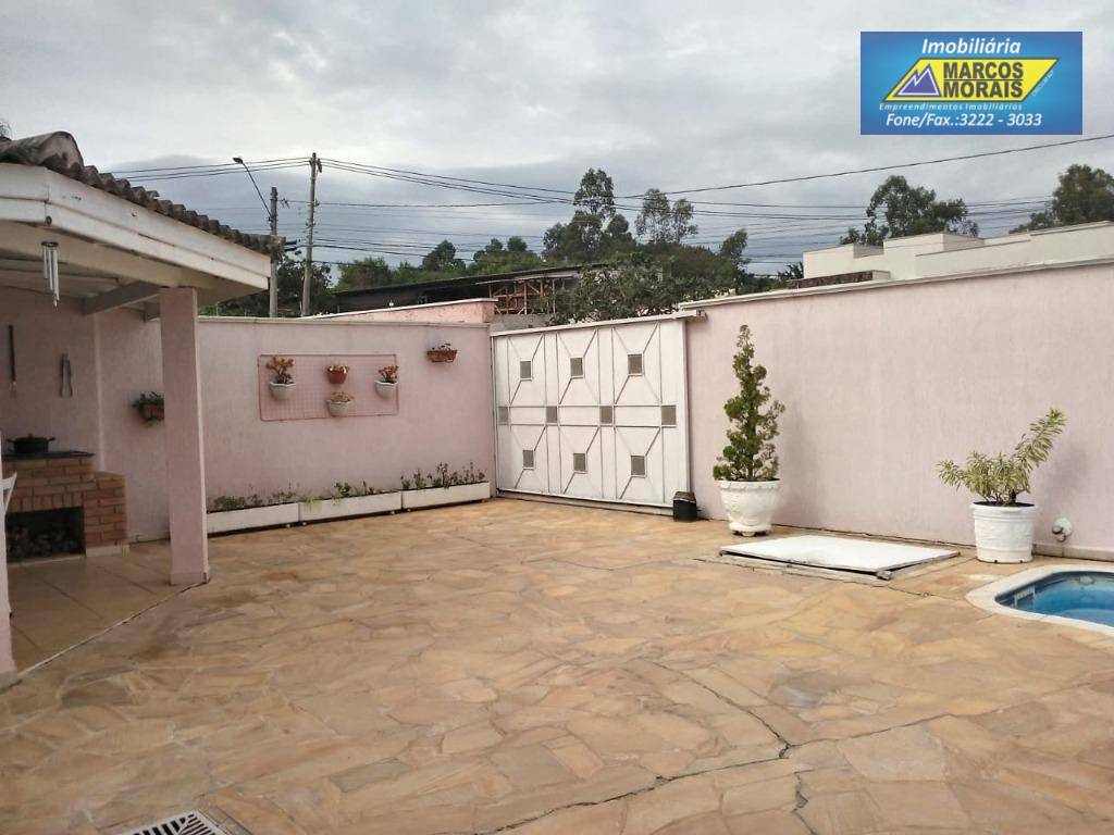 Casa de Condomínio à venda com 3 quartos, 310m² - Foto 19