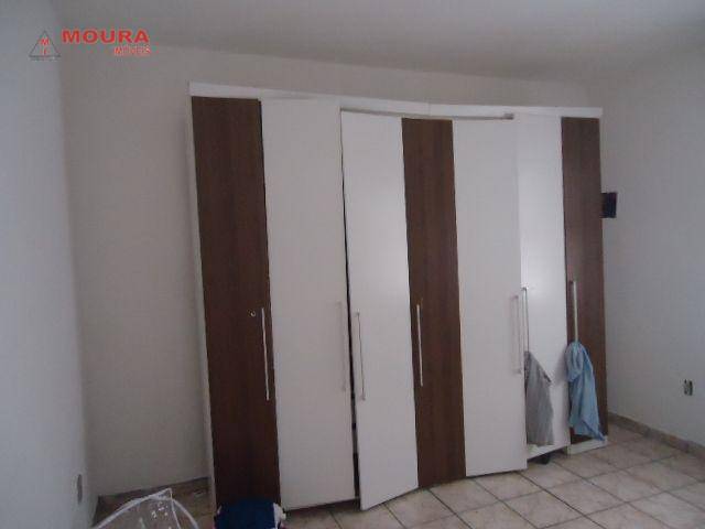 Casa para alugar com 1 quarto, 50m² - Foto 15