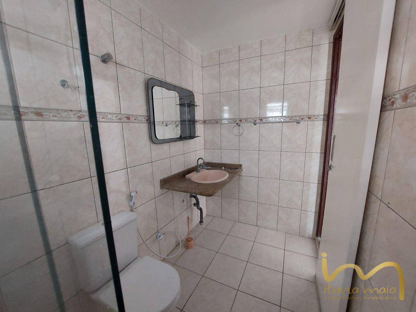 Casa à venda com 6 quartos, 380m² - Foto 27