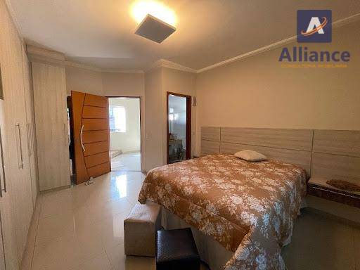 Casa à venda com 6 quartos, 160m² - Foto 31