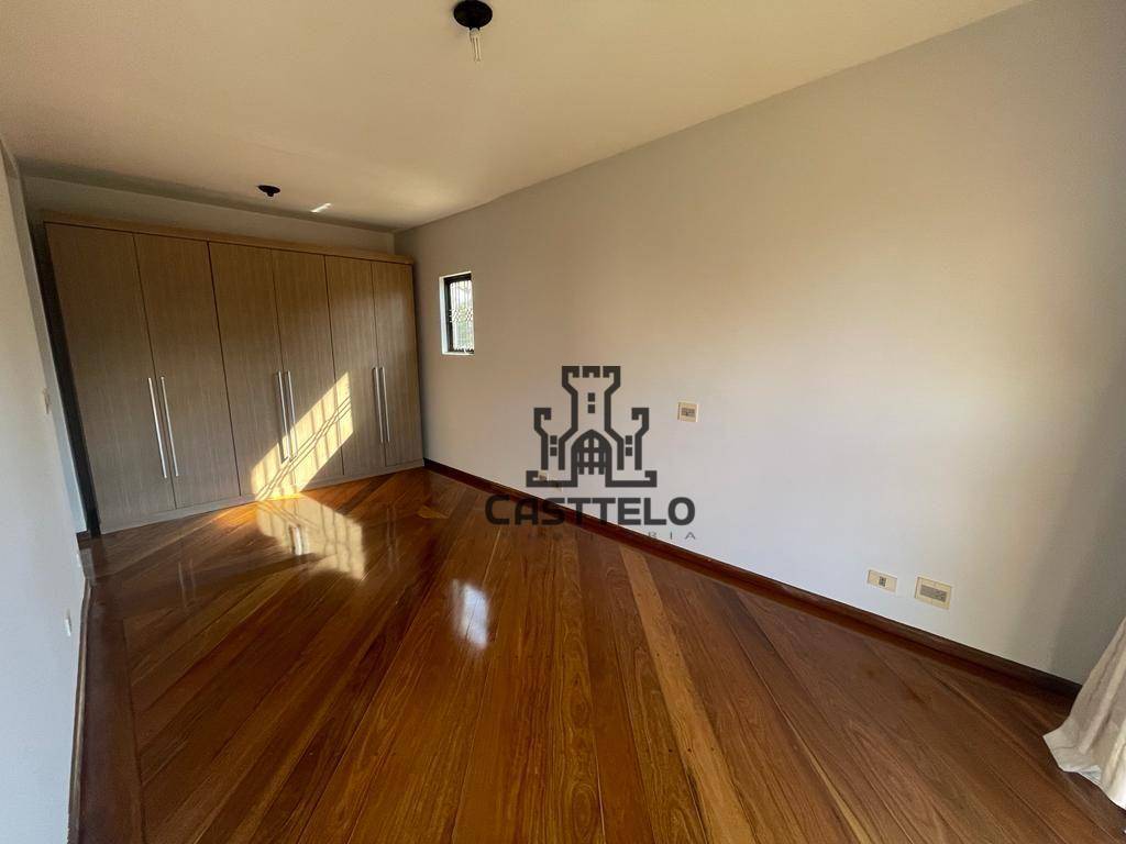 Casa à venda e aluguel com 4 quartos, 266m² - Foto 26