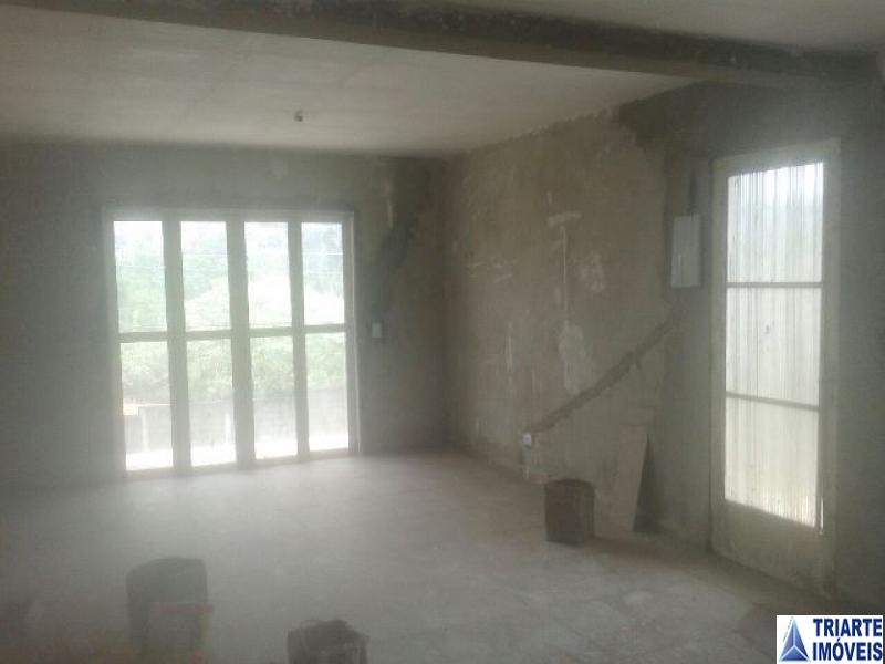 Sobrado à venda com 3 quartos, 120m² - Foto 1