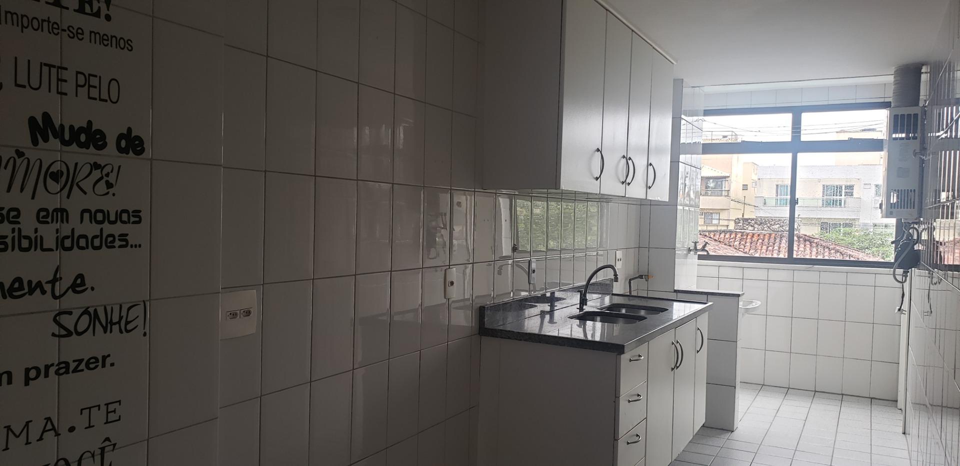 Apartamento à venda com 2 quartos, 100m² - Foto 13