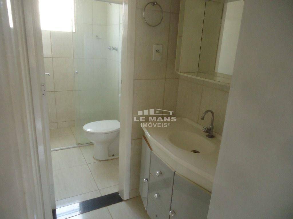 Casa à venda com 2 quartos, 117m² - Foto 12