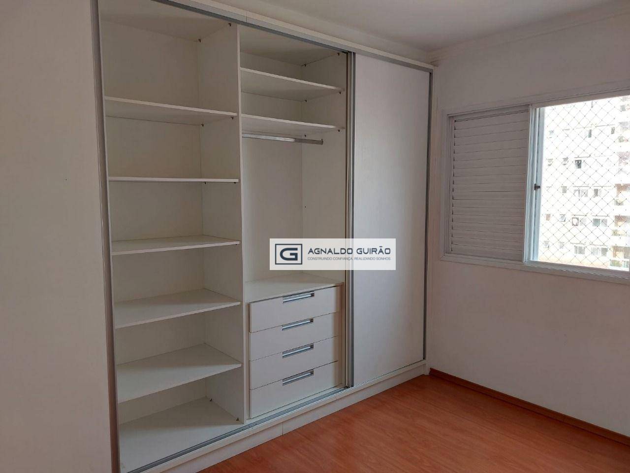 Apartamento à venda com 2 quartos, 67m² - Foto 11