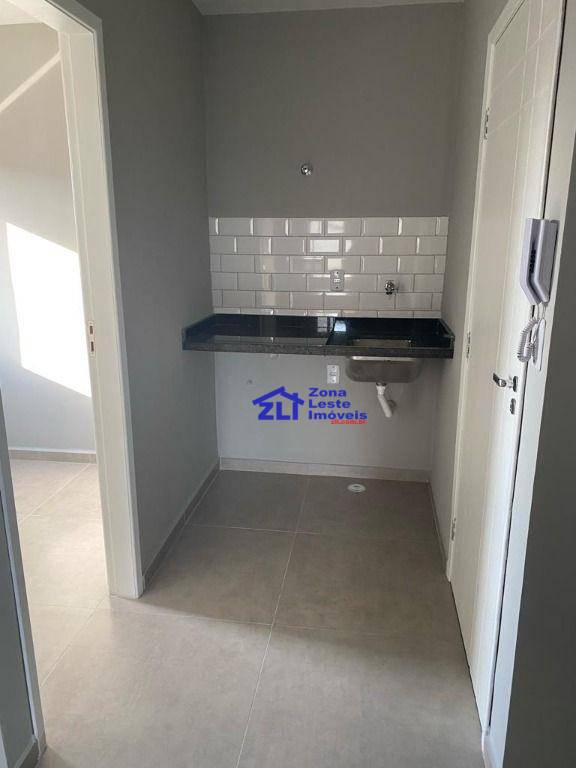 Apartamento à venda com 2 quartos, 33m² - Foto 9