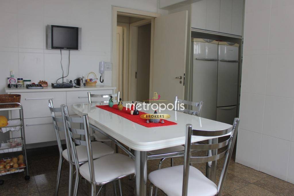 Apartamento à venda com 4 quartos, 180m² - Foto 18