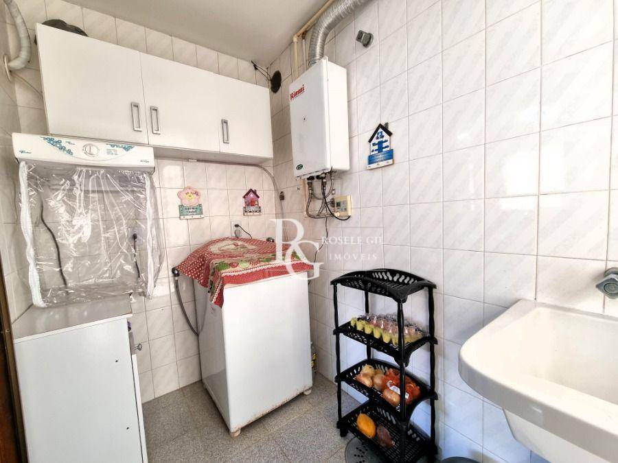 Apartamento à venda com 3 quartos, 244m² - Foto 15