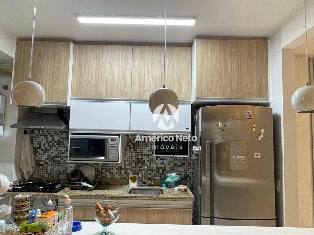 Apartamento à venda com 2 quartos, 70m² - Foto 5