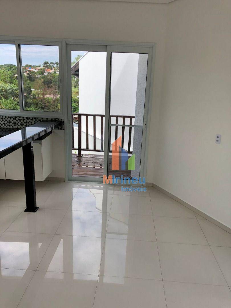 Casa de Condomínio à venda com 3 quartos, 227m² - Foto 8