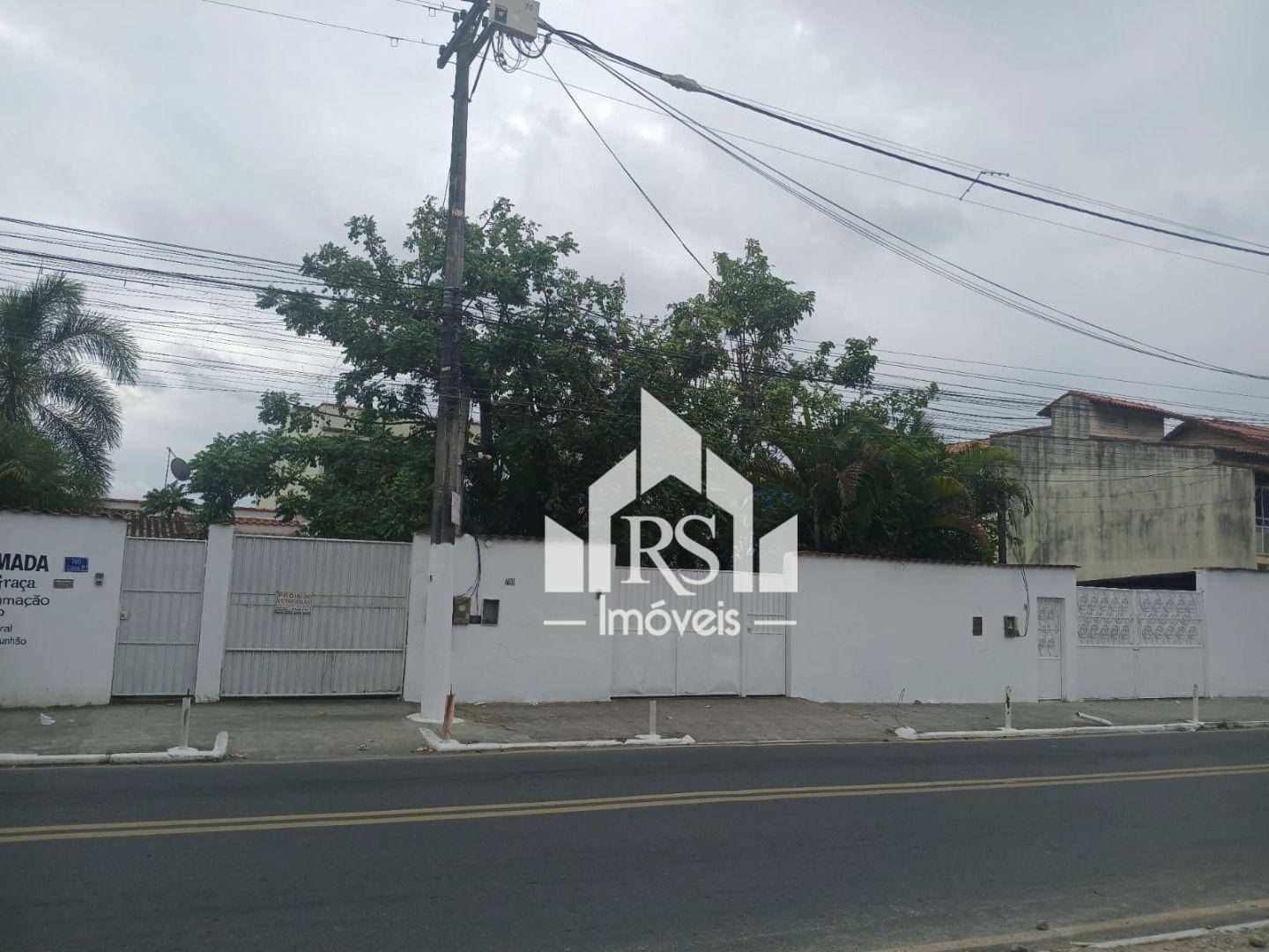 Casa à venda com 5 quartos, 870m² - Foto 1