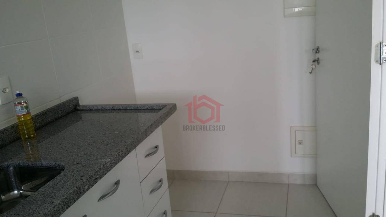 Apartamento à venda com 2 quartos, 52m² - Foto 3