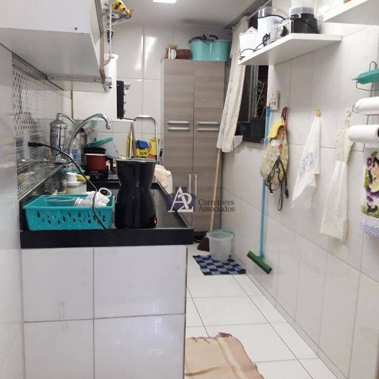 Apartamento à venda com 2 quartos, 60m² - Foto 7