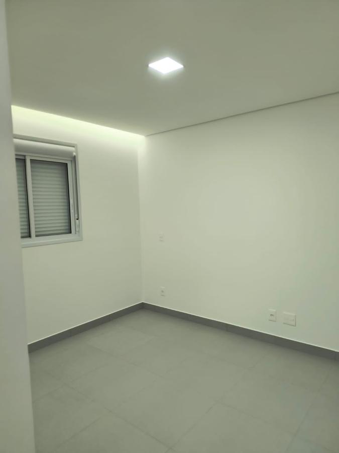 Apartamento à venda com 2 quartos, 58m² - Foto 5