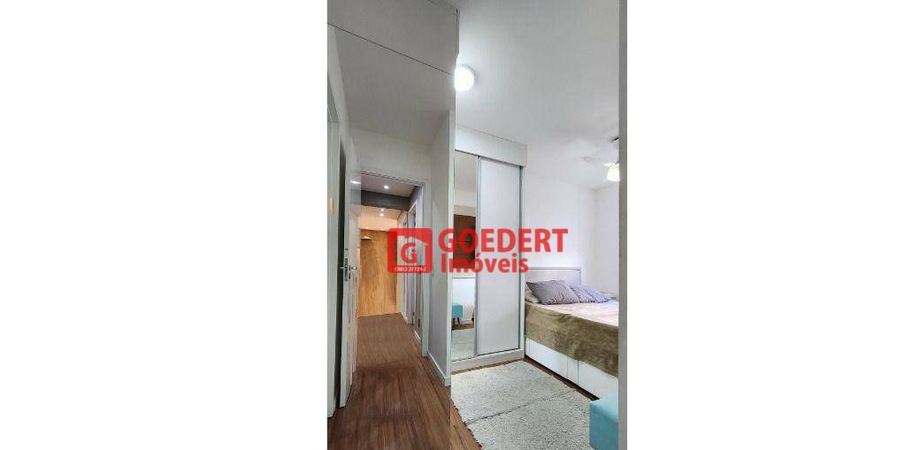 Apartamento à venda com 3 quartos, 75m² - Foto 17