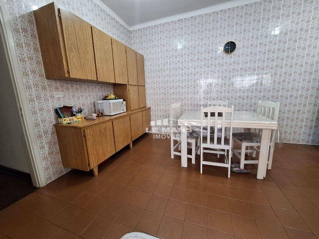 Casa à venda com 3 quartos, 164m² - Foto 11
