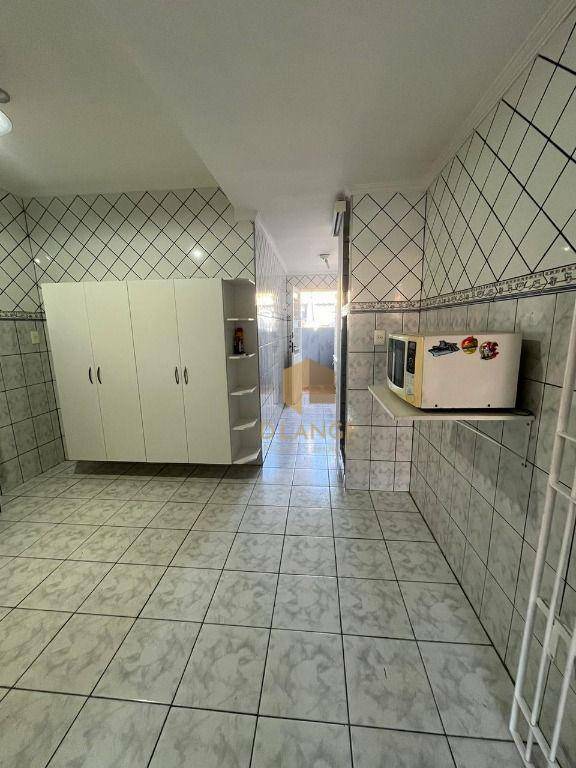 Casa à venda com 2 quartos, 170m² - Foto 4