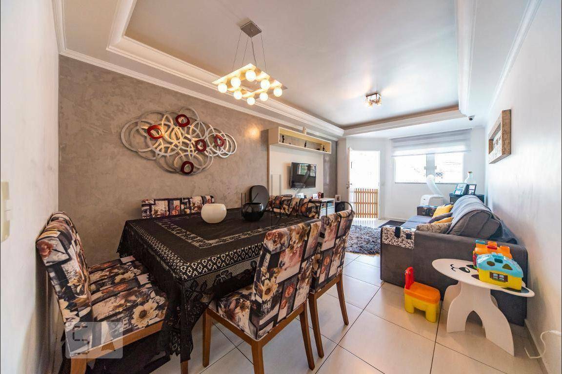 Sobrado à venda com 3 quartos, 190m² - Foto 1