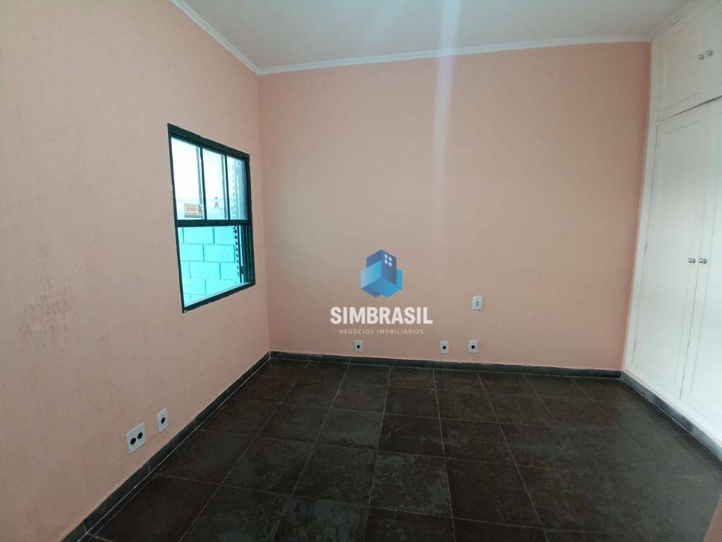 Casa à venda com 4 quartos, 220m² - Foto 10