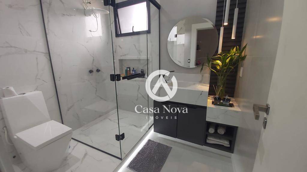 Casa à venda com 3 quartos, 320m² - Foto 17