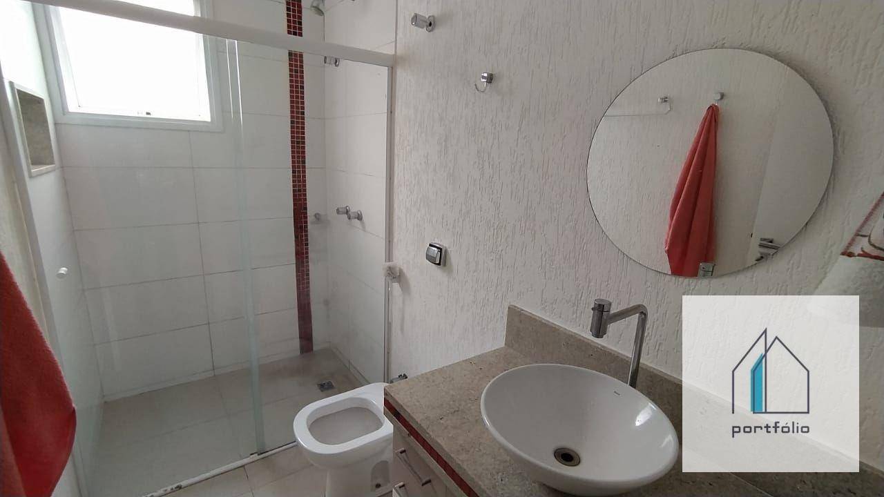 Casa à venda com 4 quartos, 200m² - Foto 14