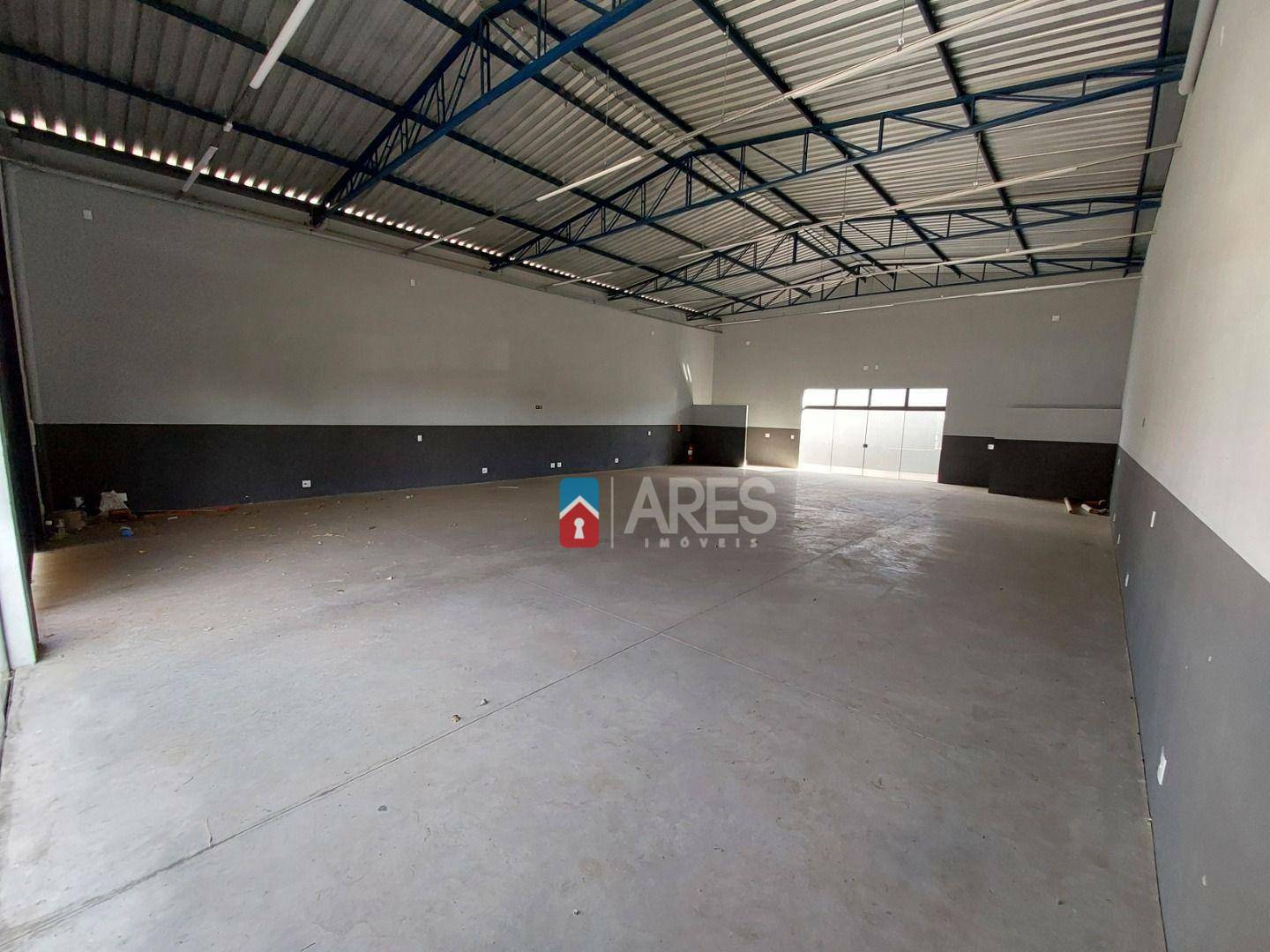 Loja-Salão para alugar, 226m² - Foto 2