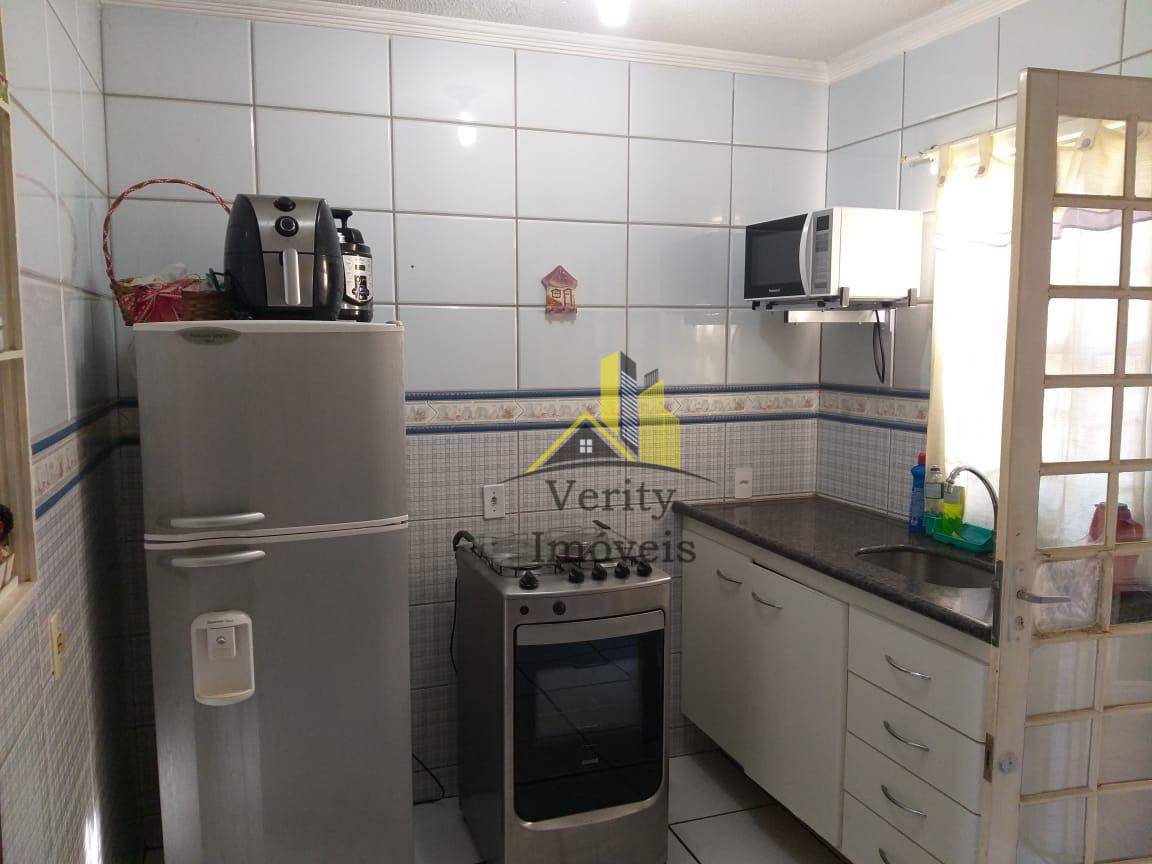 Sobrado à venda com 2 quartos, 60m² - Foto 4