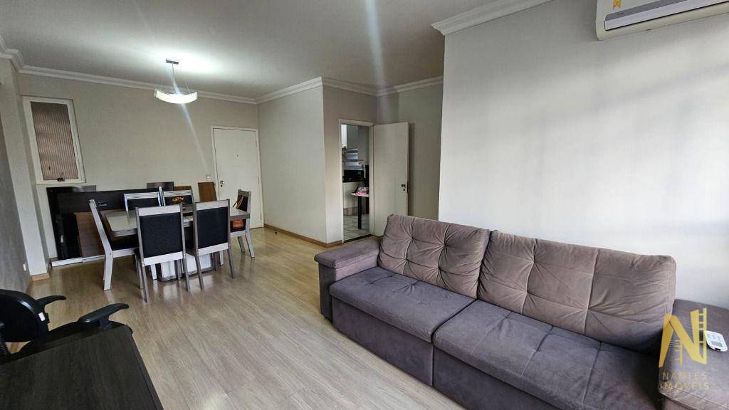 Apartamento à venda com 3 quartos, 94m² - Foto 4