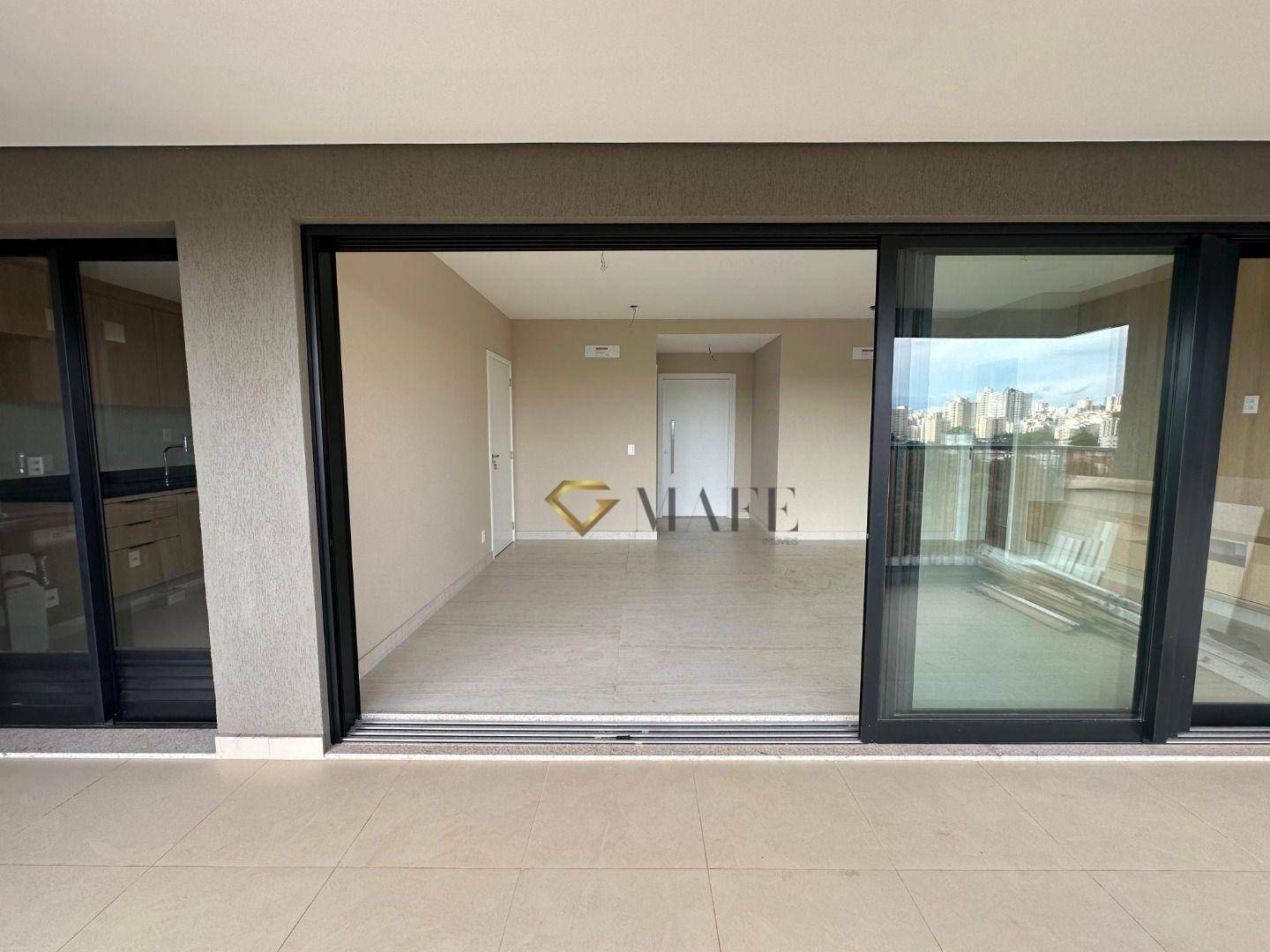 Apartamento à venda com 3 quartos, 141m² - Foto 22