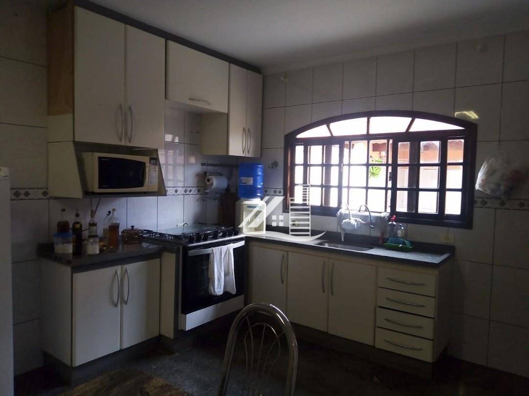 Sobrado à venda com 3 quartos, 190m² - Foto 6