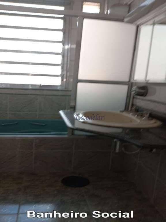 Sobrado à venda com 3 quartos, 200m² - Foto 25