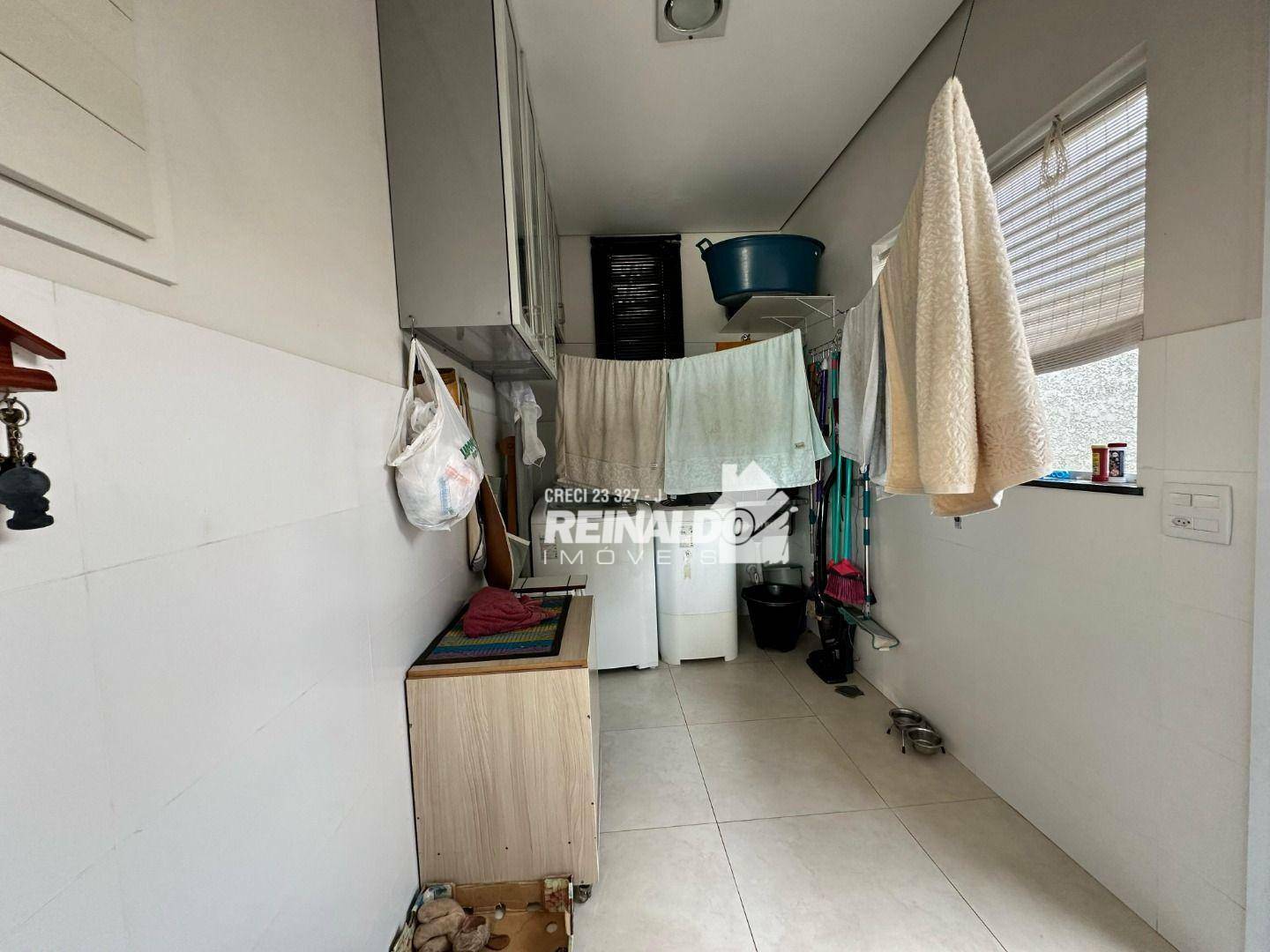 Casa de Condomínio à venda com 3 quartos, 220m² - Foto 16