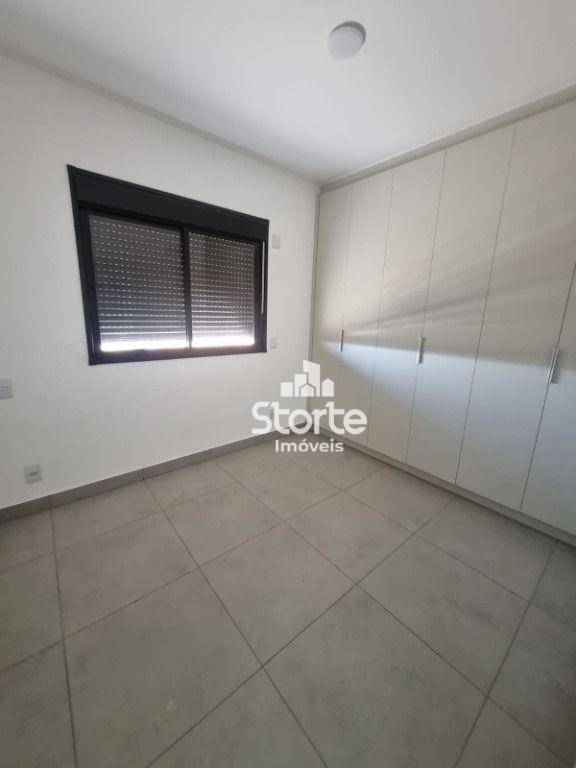 Apartamento para alugar com 3 quartos, 81m² - Foto 6