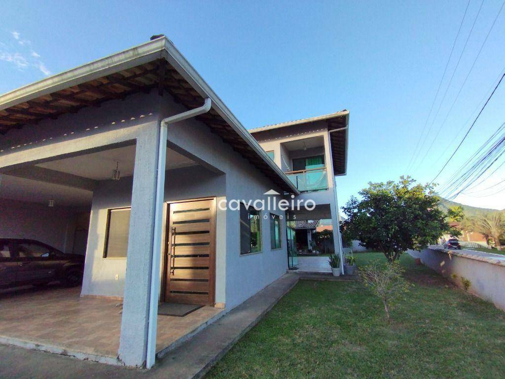 Casa de Condomínio à venda com 5 quartos, 170m² - Foto 3