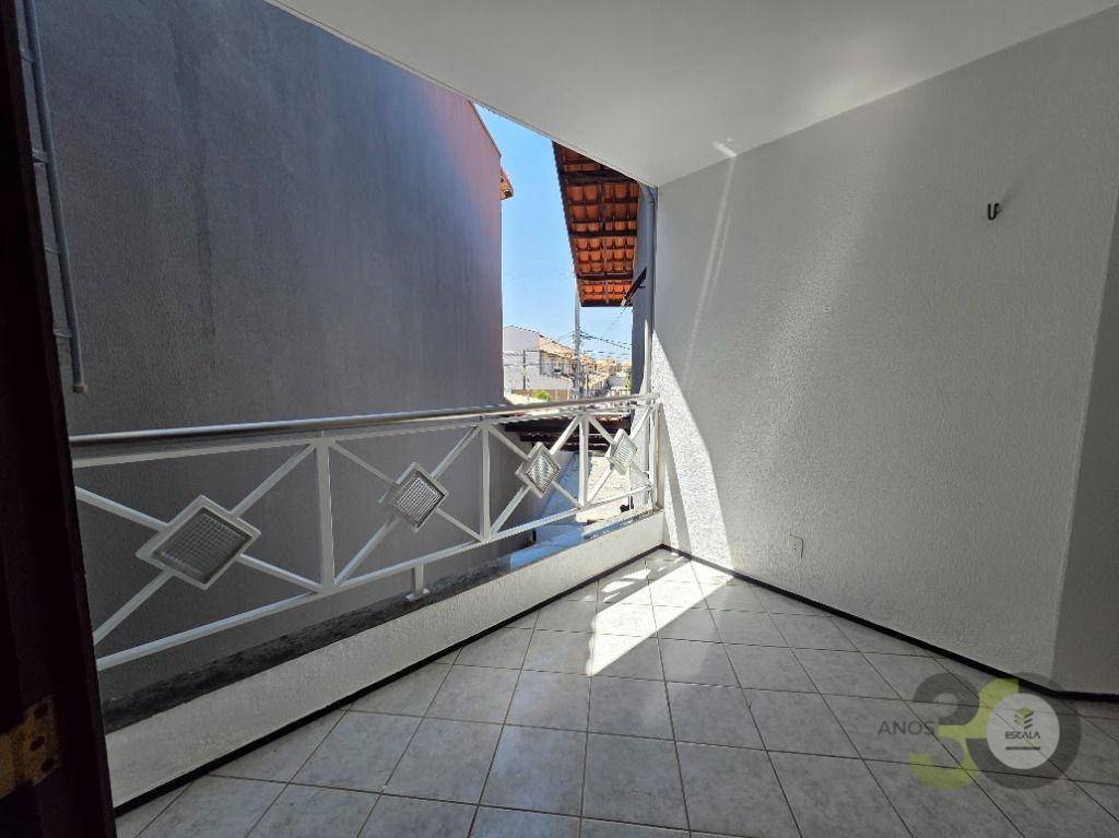 Casa, 4 quartos, 180 m² - Foto 32