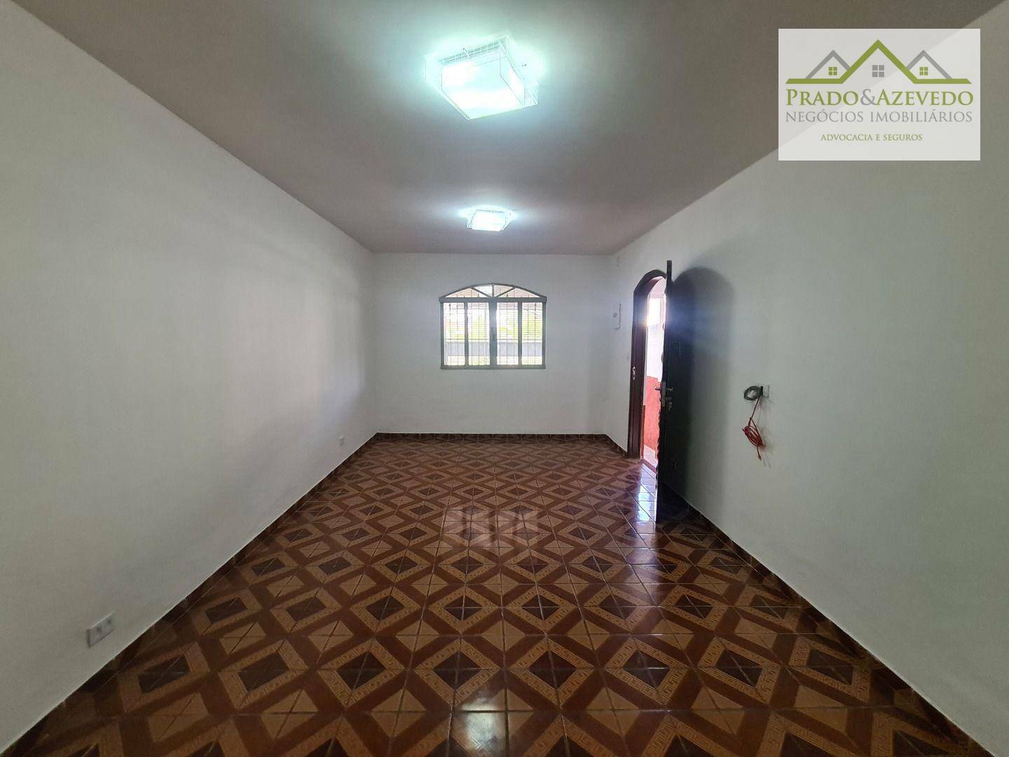 Casa para alugar com 2 quartos, 210m² - Foto 7