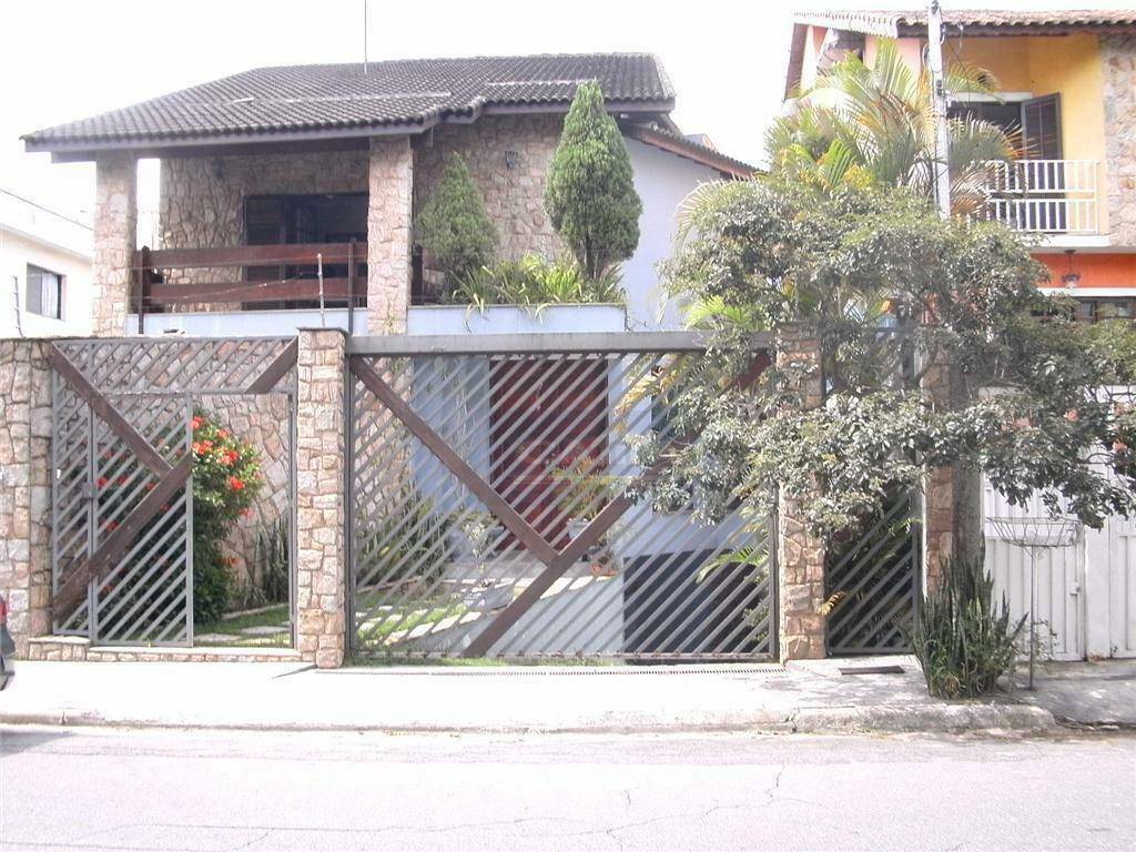 Sobrado à venda com 3 quartos, 400m² - Foto 1