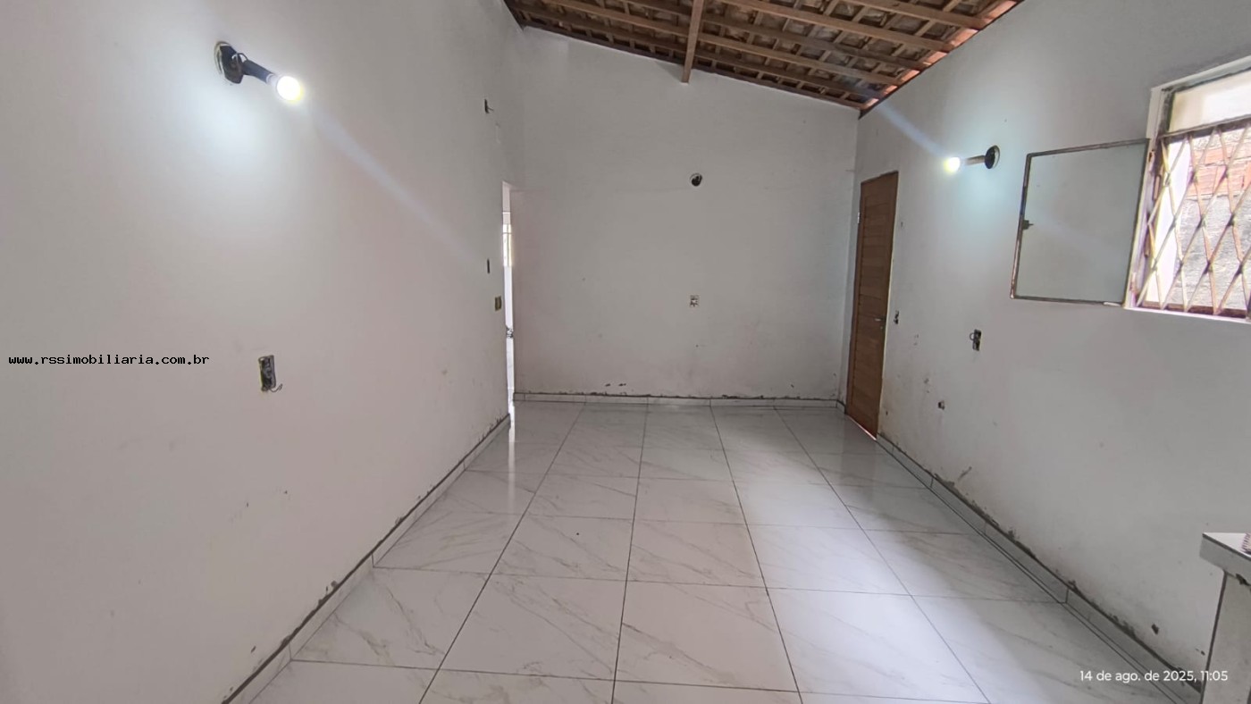 Casa para alugar com 2 quartos, 200m² - Foto 19