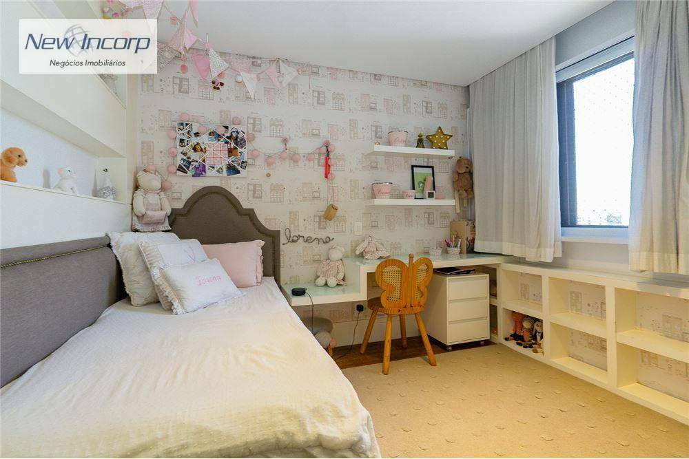 Apartamento à venda com 3 quartos, 209m² - Foto 34