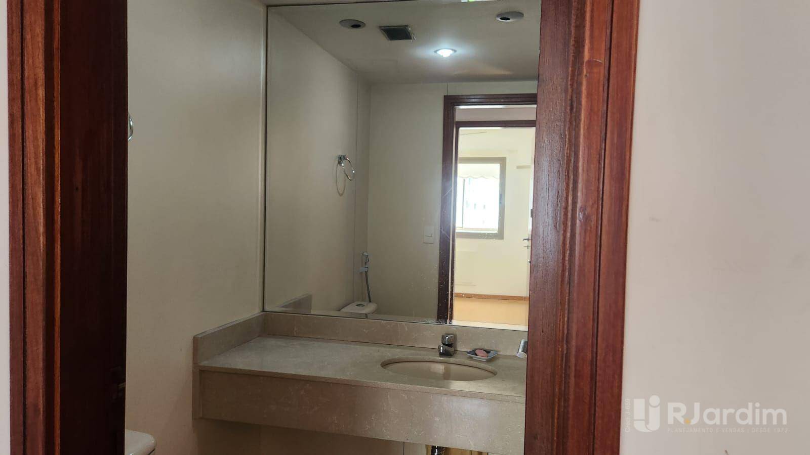 Apartamento para alugar com 3 quartos, 114m² - Foto 22