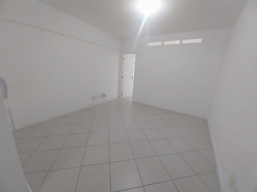 Apartamento para alugar com 1 quarto, 38m² - Foto 4