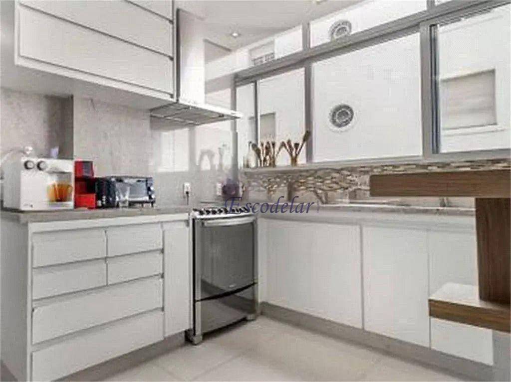 Apartamento à venda com 3 quartos, 204m² - Foto 17