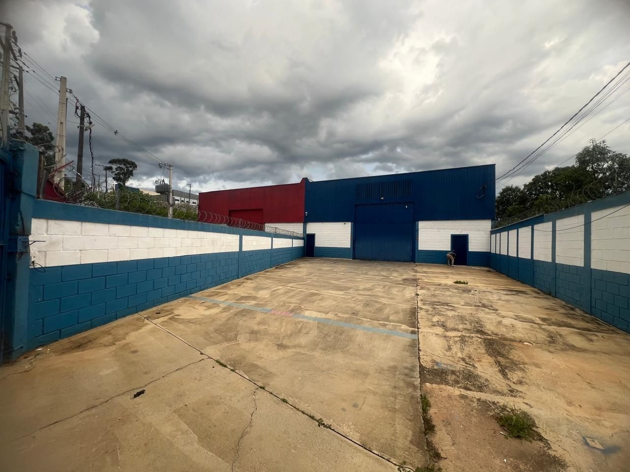 Depósito-Galpão-Armazém para alugar, 1000m² - Foto 8