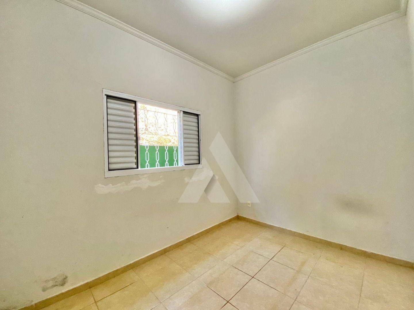 Casa à venda com 3 quartos, 178m² - Foto 7