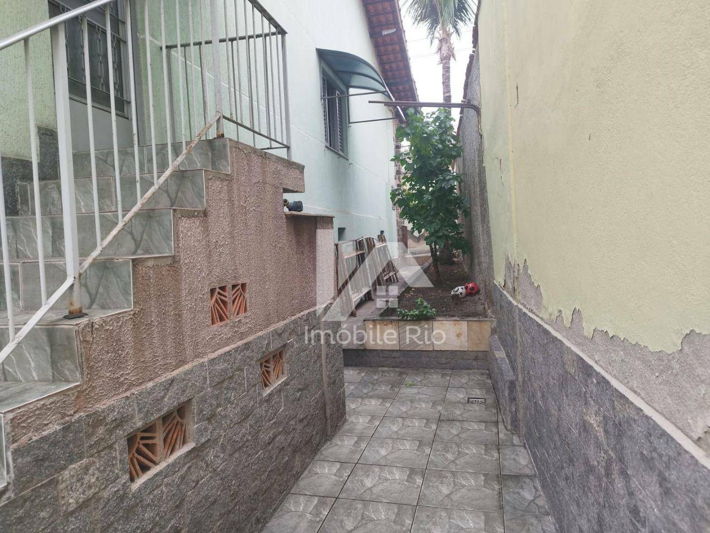 Casa à venda com 3 quartos, 258m² - Foto 46