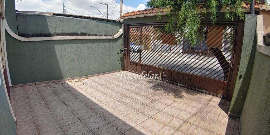 Sobrado à venda com 3 quartos, 194m² - Foto 2